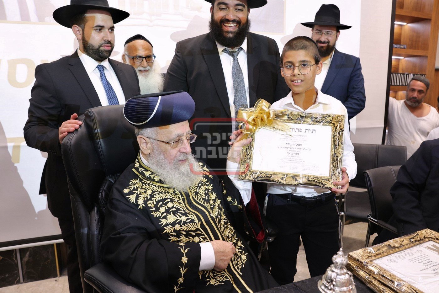 הראש"ל לילדי 'תל אביב': זכות לימוד התורה שלכם, תצילנו מאיראן