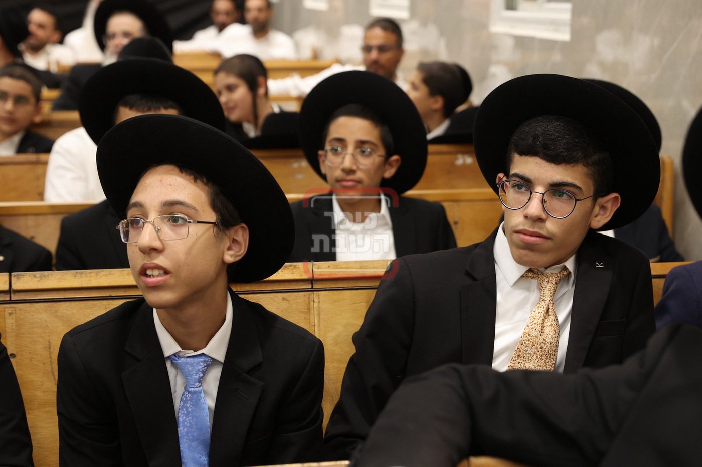 הראש"ל לילדי 'תל אביב': זכות לימוד התורה שלכם, תצילנו מאיראן