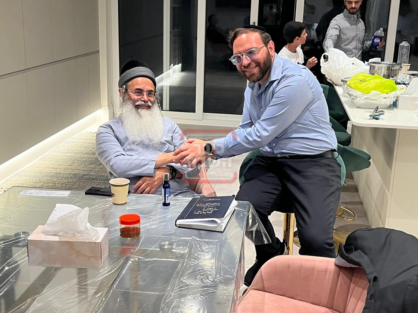 זופניק בכיכר • כל התמונות, הנייעס והחשיפות של השבוע