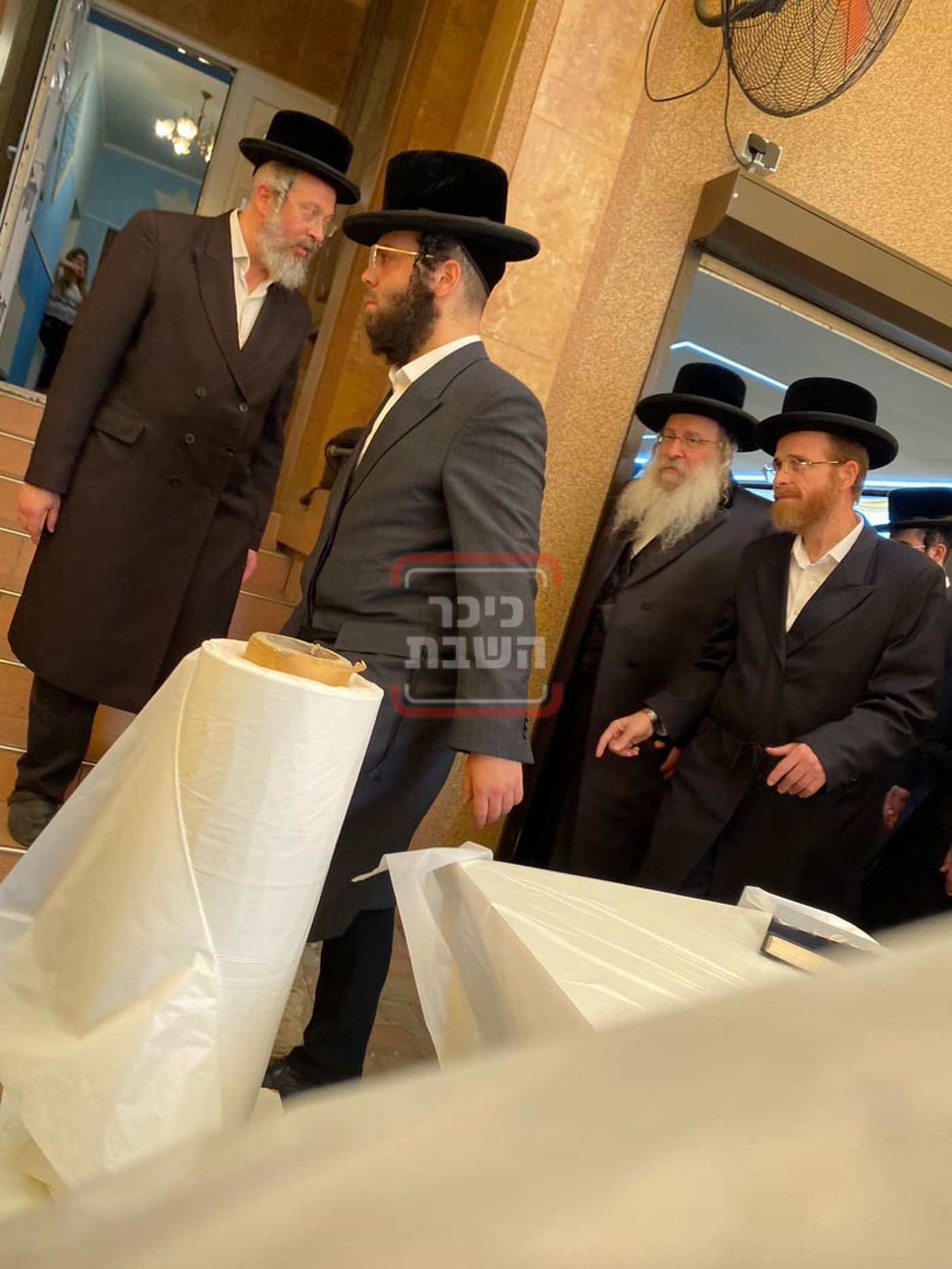 האדמו"ר מנדבורנה בציון בבישטנא