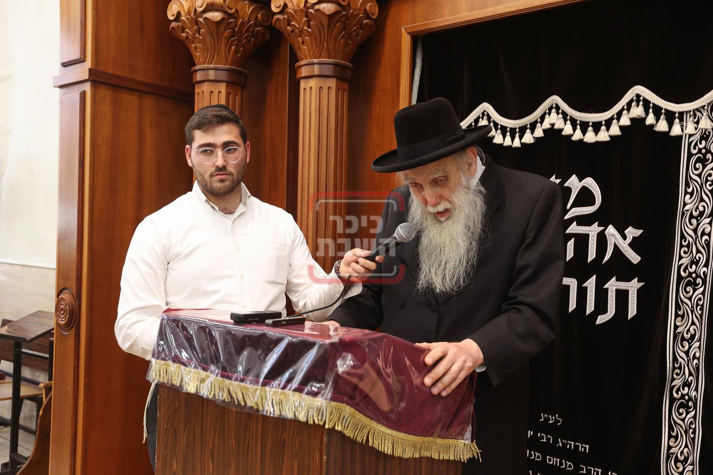 הגאון רבי אהרן פלדמן בשיחה בישיבת 'באר התורה' בבית שמש
