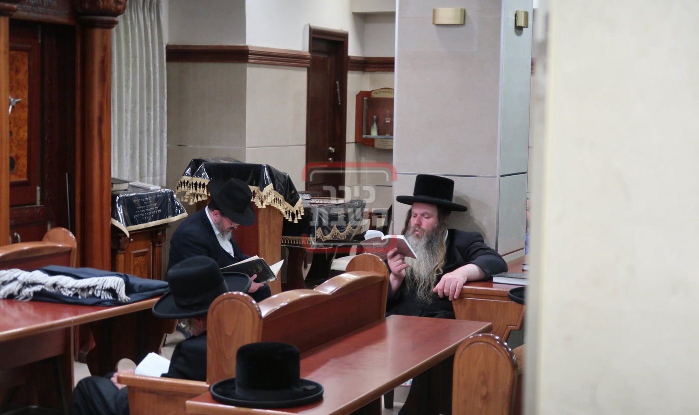 תשעה באב בחצרות הקודש בירושלים
