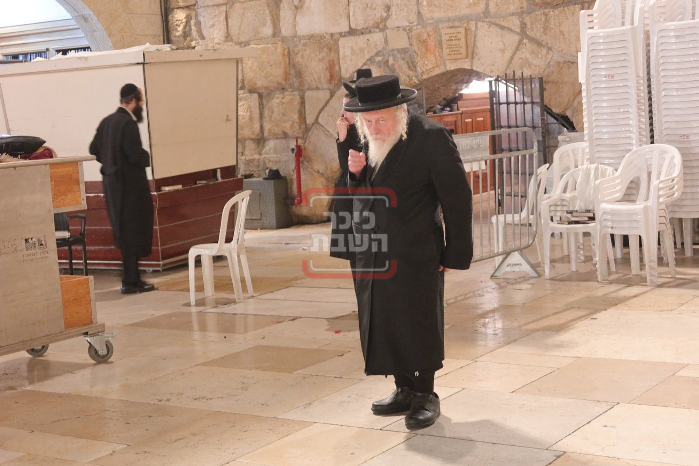 אדמורי"ם ורבנים בכותל המערבי