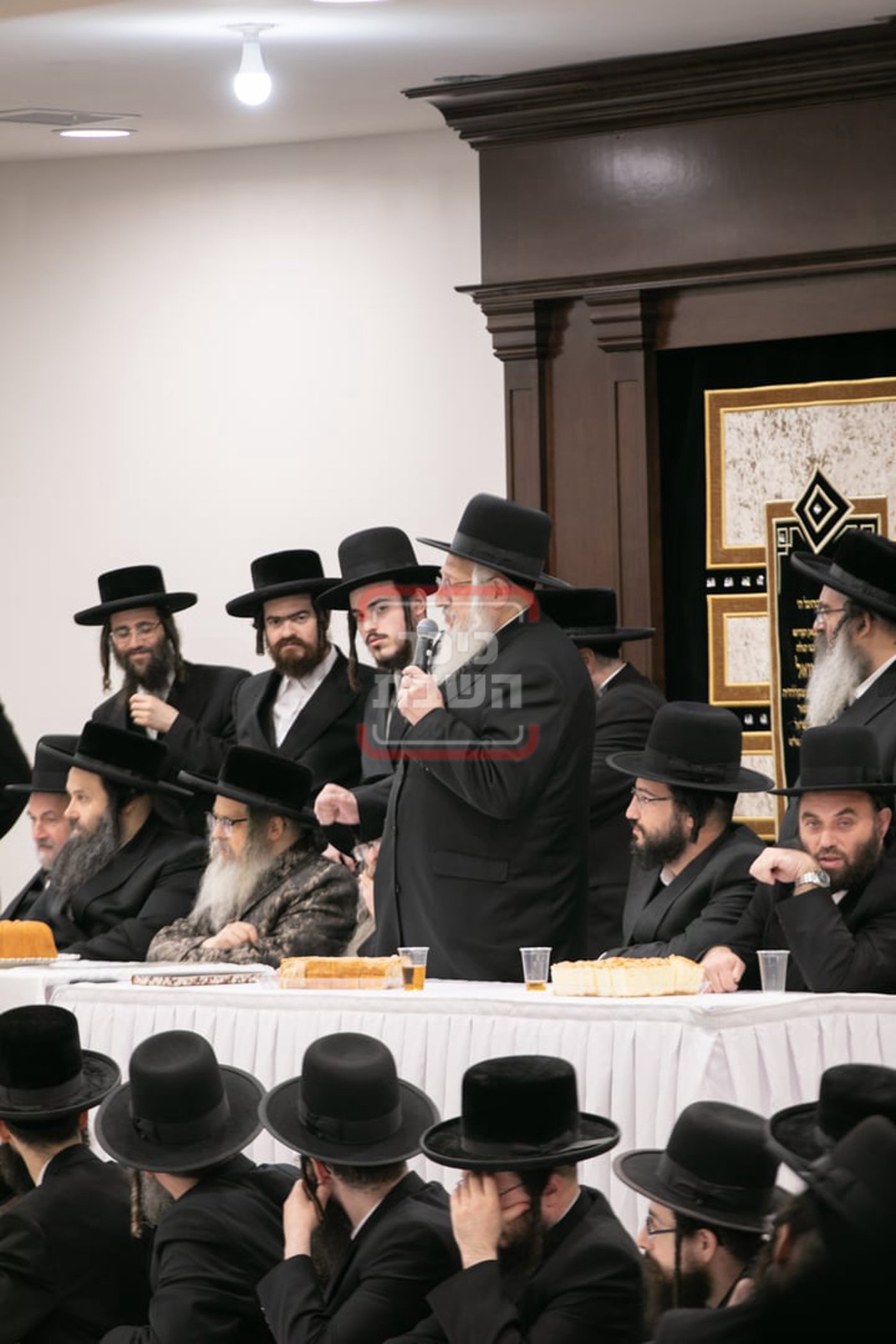 הרב משה פרידמן משב"ק בית סאטמר נואם 