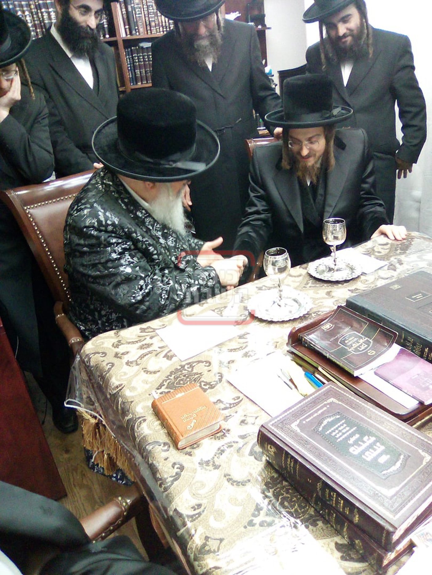 האדמו"ר מסאדיגורה בביקור אצל האדמו"ר מויז'ניץ מאנטריאל 