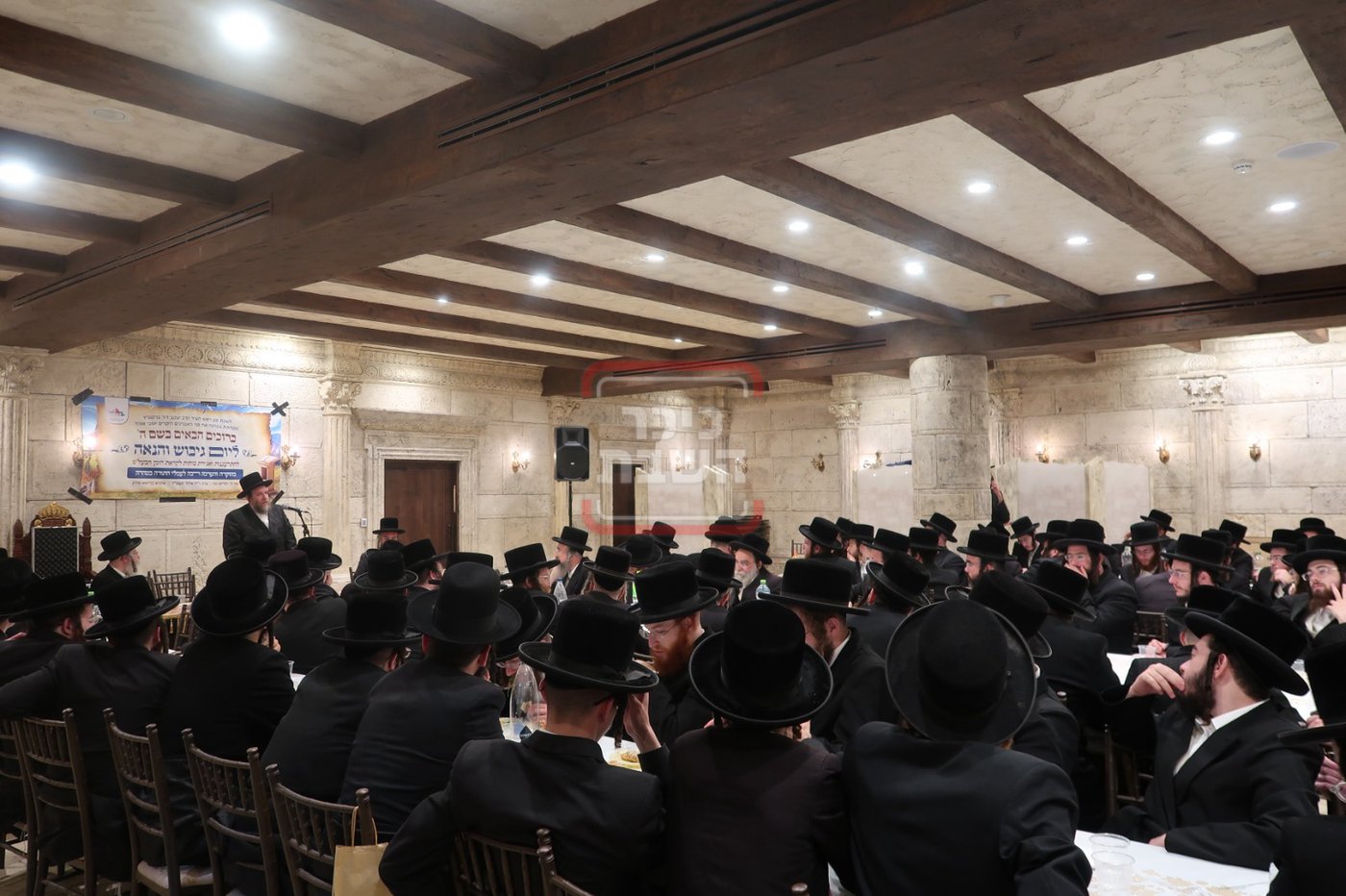 הגה"צ אב"ד ויז'ניץ אלעד במירון