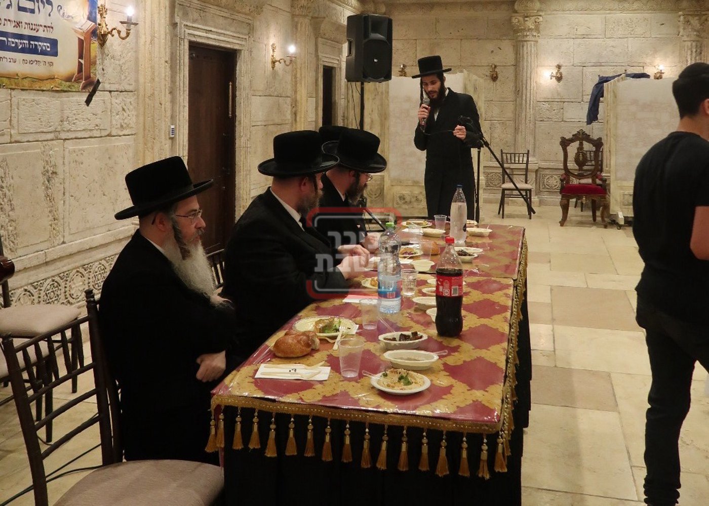 הגה"צ אב"ד ויז'ניץ אלעד במירון