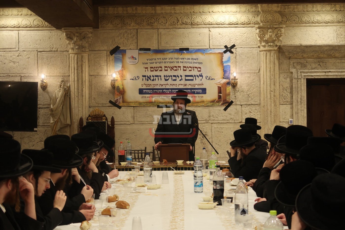 הגה"צ אב"ד ויז'ניץ אלעד במירון