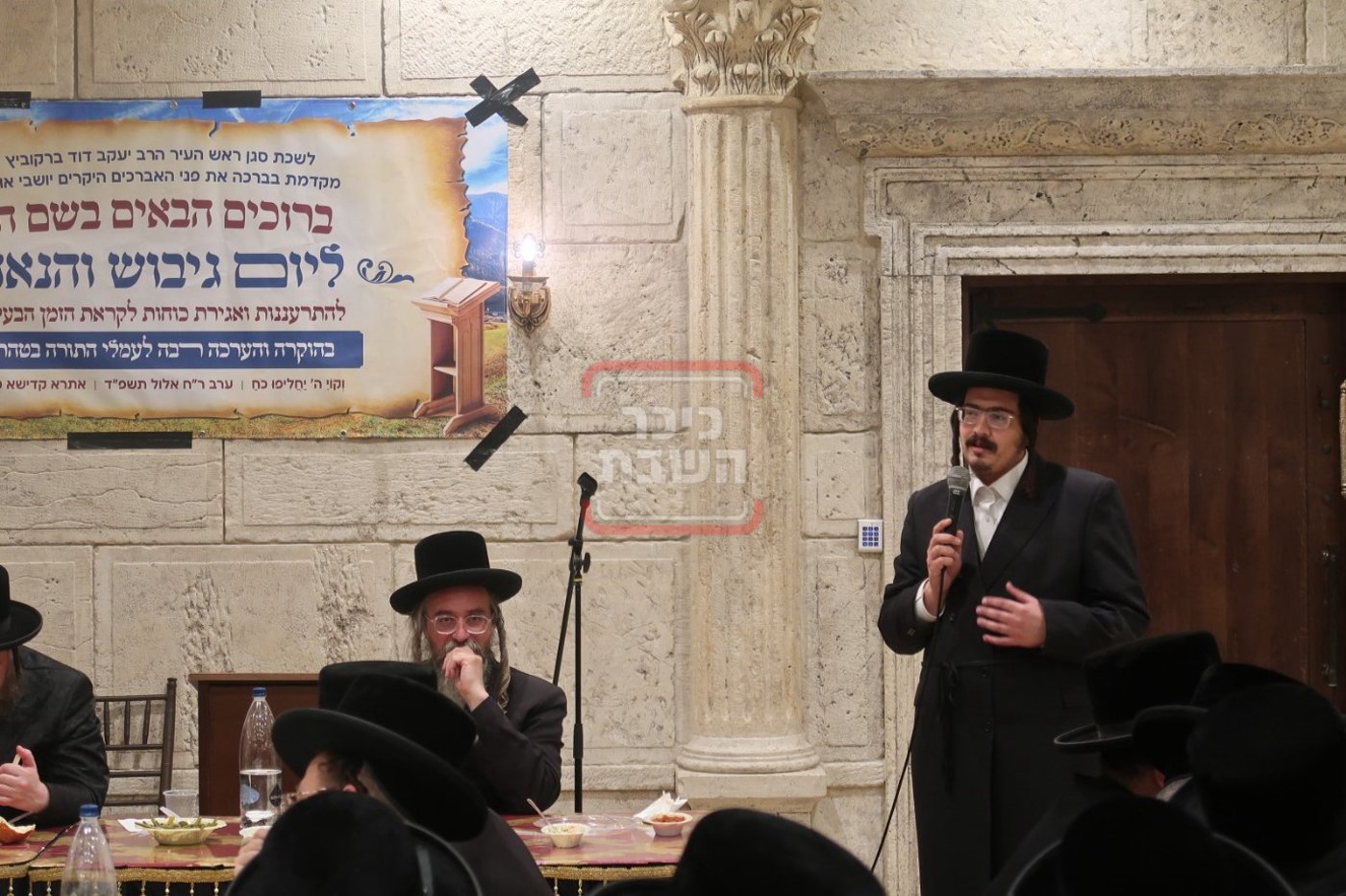 הגה"צ אב"ד ויז'ניץ אלעד במירון