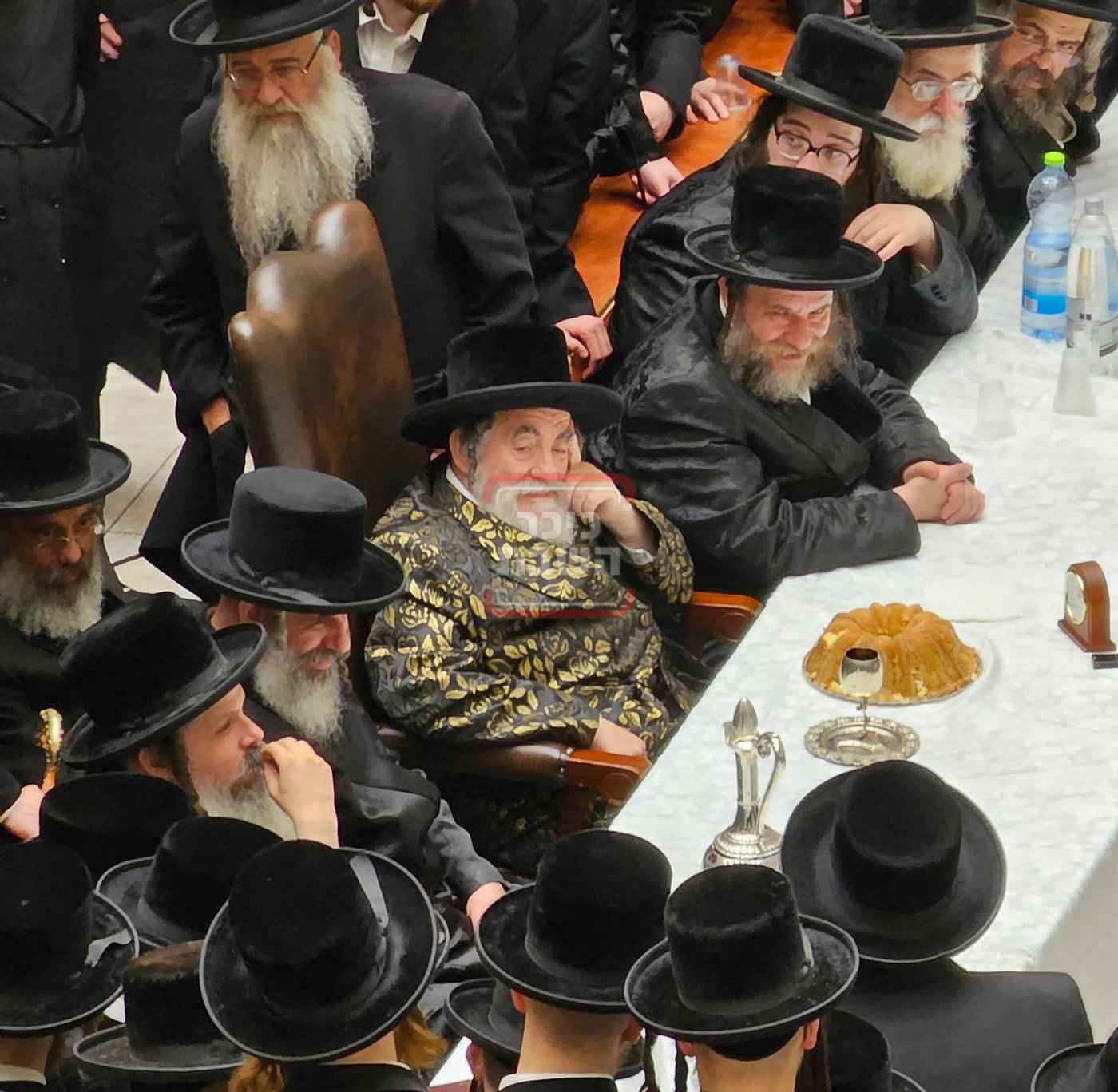 האדמו"ר מויז'ניץ בטיש הילולת בעל ה'דמשק אליעזר'