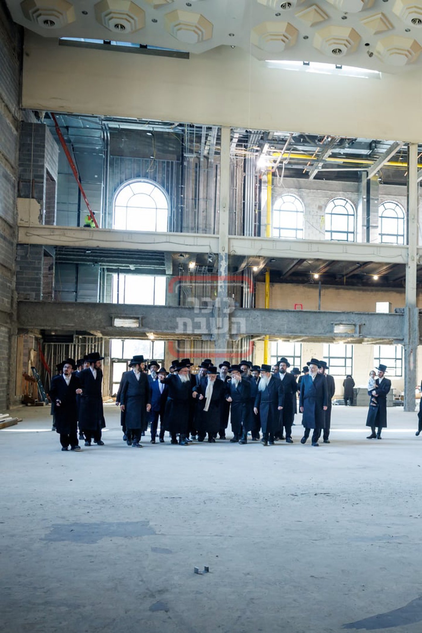 הנחת אבן הפינה למקווה הפרטית של האדמו"ר מסקווירא