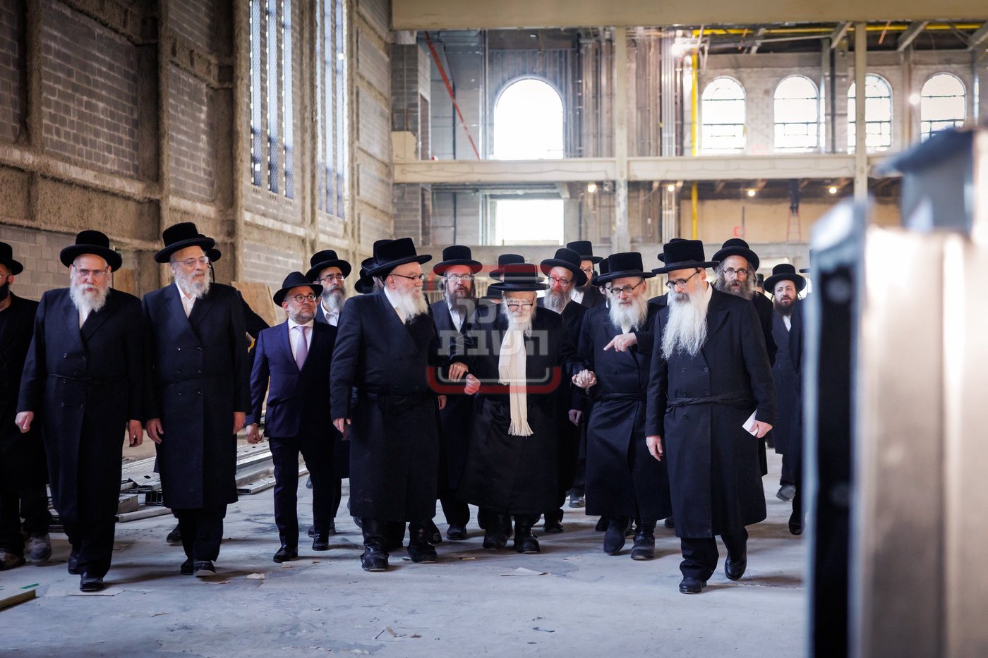 הנחת אבן הפינה למקווה הפרטית של האדמו"ר מסקווירא