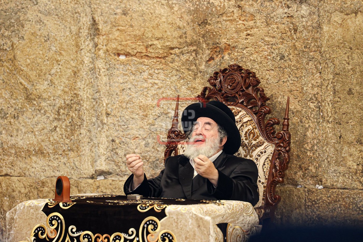 האדמו"ר מויז'ניץ במסע הקודש לעיה"ק ירושלים 