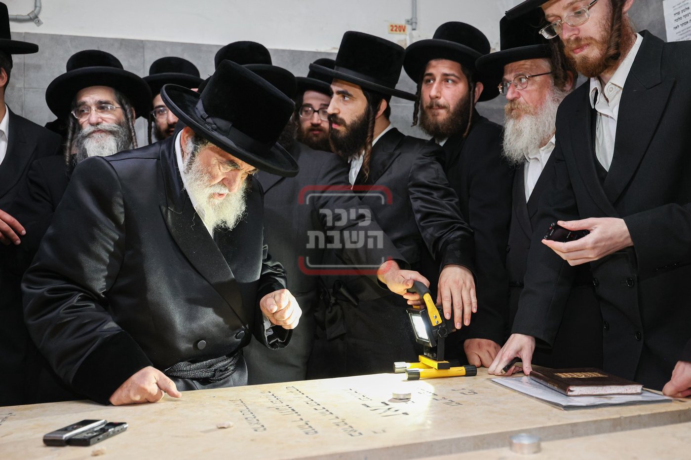 האדמו"ר מויז'ניץ במסע הקודש לעיה"ק ירושלים 