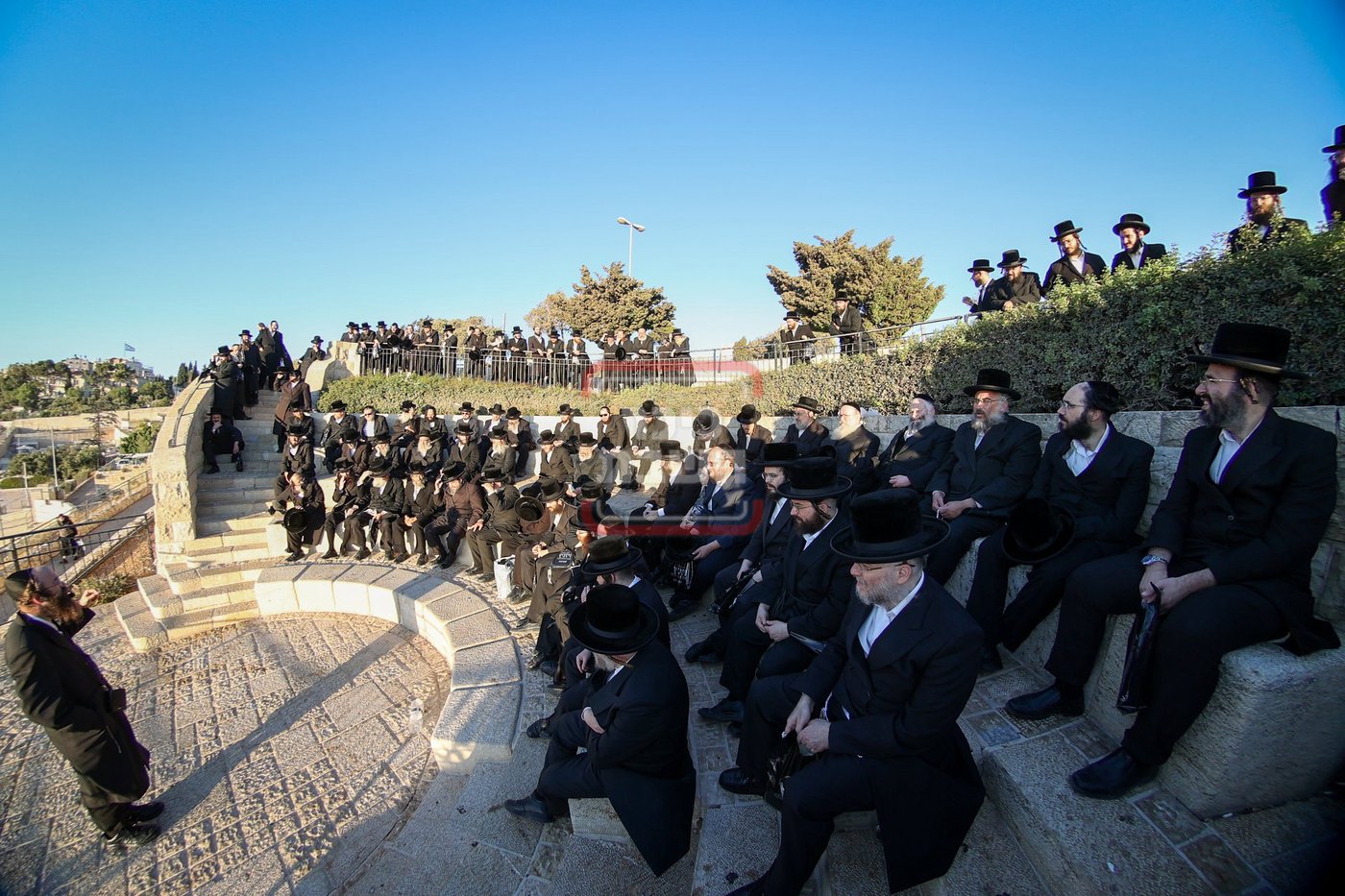 האדמו"ר מויז'ניץ במסע הקודש לעיה"ק ירושלים 