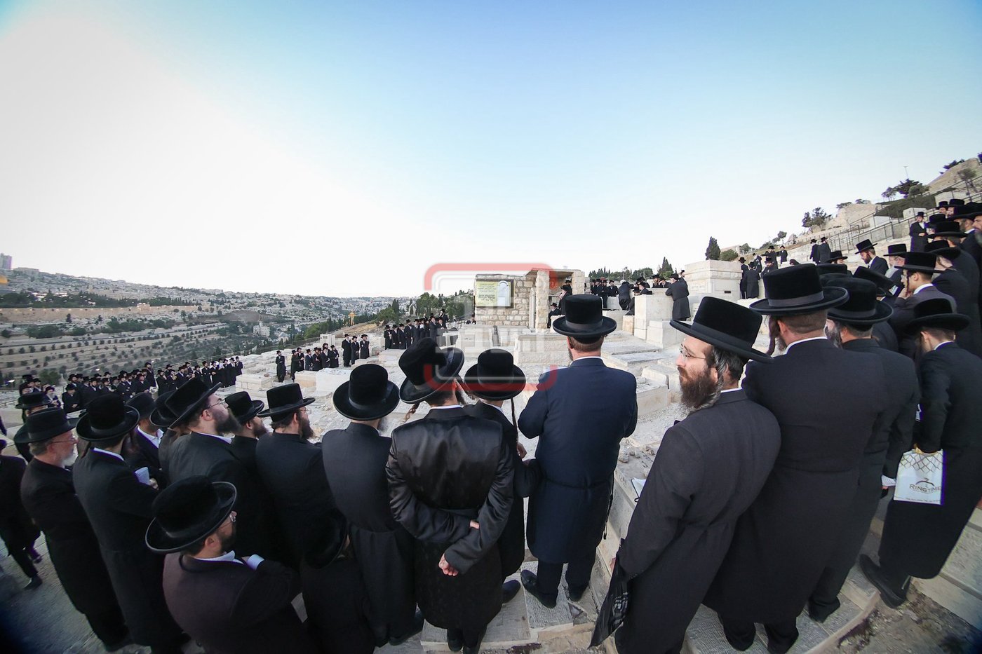 האדמו"ר מויז'ניץ במסע הקודש לעיה"ק ירושלים 