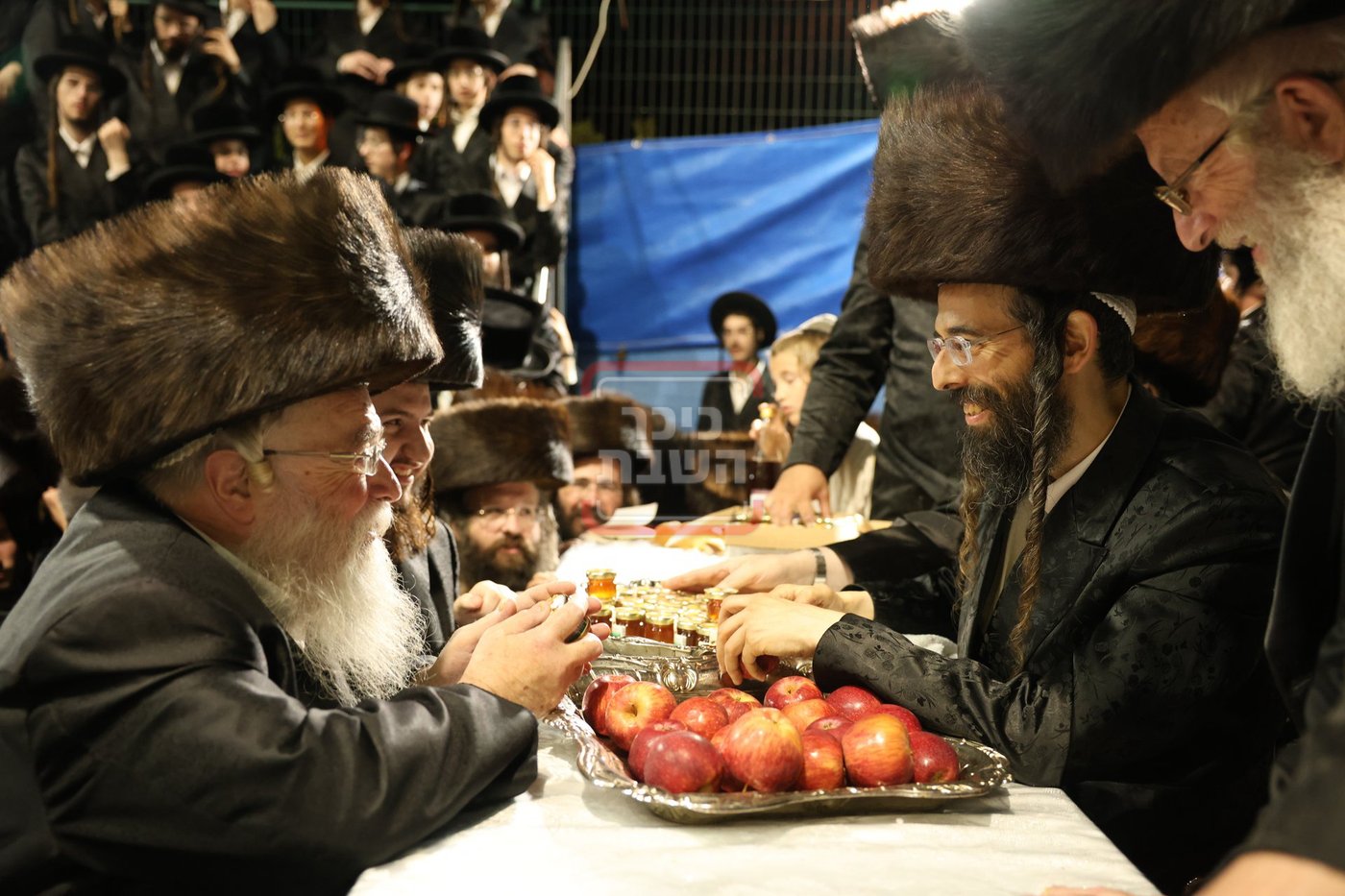 האדמו"ר מזוועהיל בשבת סליחות במירון 