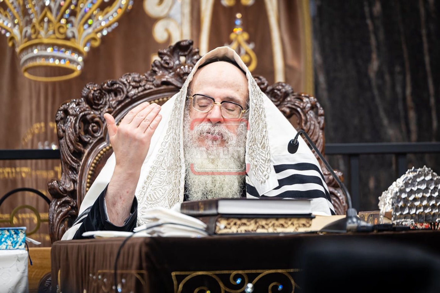 סליחות ראשונות בחצה"ק צאנז קלויזנבורג 