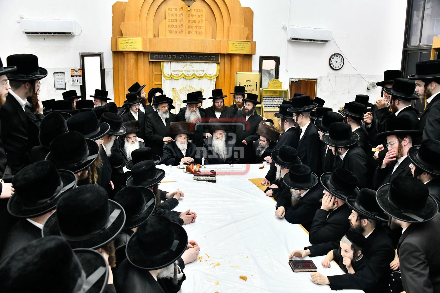 שמחת הברית בחצרות ויז'ניץ - סקולען ירושלים 