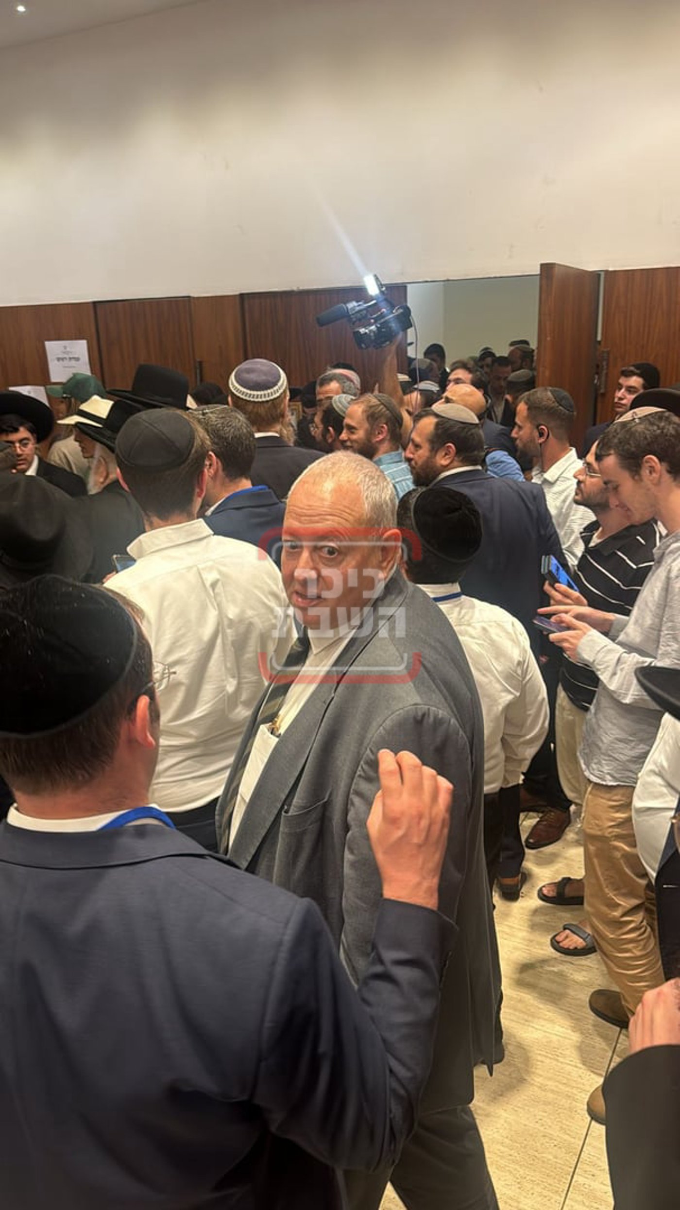 זופניק בכיכר • כל התמונות, הנייעס והחשיפות של השבועיים האחרונים