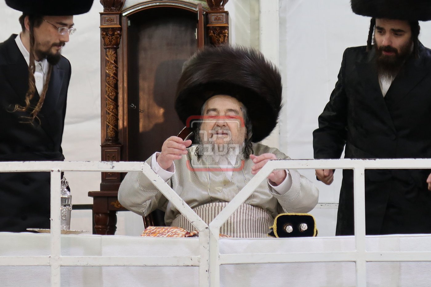 חג הסוכות אצל הגה"צ רבי יעקב מאיר שעכטער