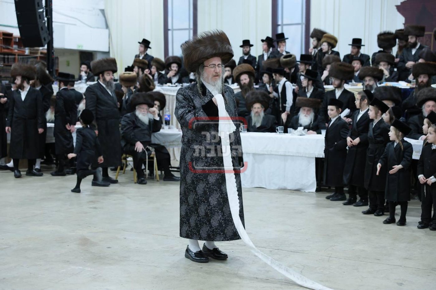 שמחת נישואי נכד האדמו"ר ממחנובקא בעלזא 