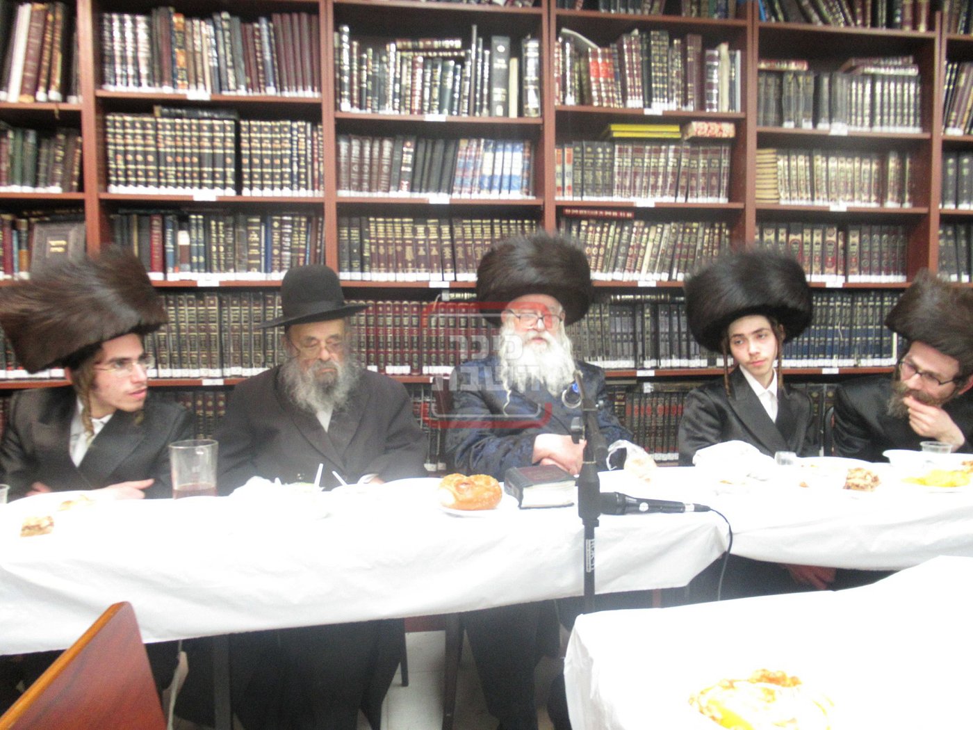 שמחת השבע ברכות לנכד האדמו"ר ממשכנות הרועים בכולל של רבי דוד שמידל