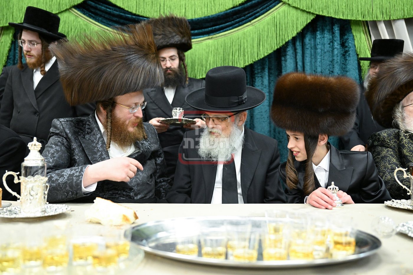 בר מצווה לבן האדמו"ר מספינקא בית שמש