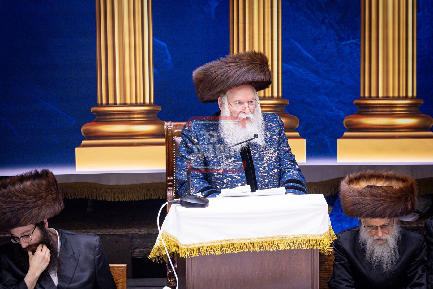 חג הפסח בחצה"ק באבוב