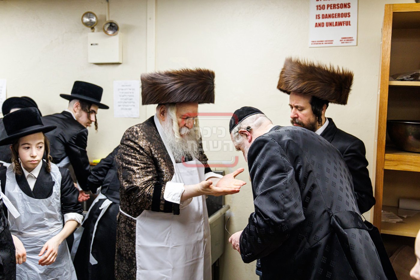 חג הפסח בחצה"ק באבוב