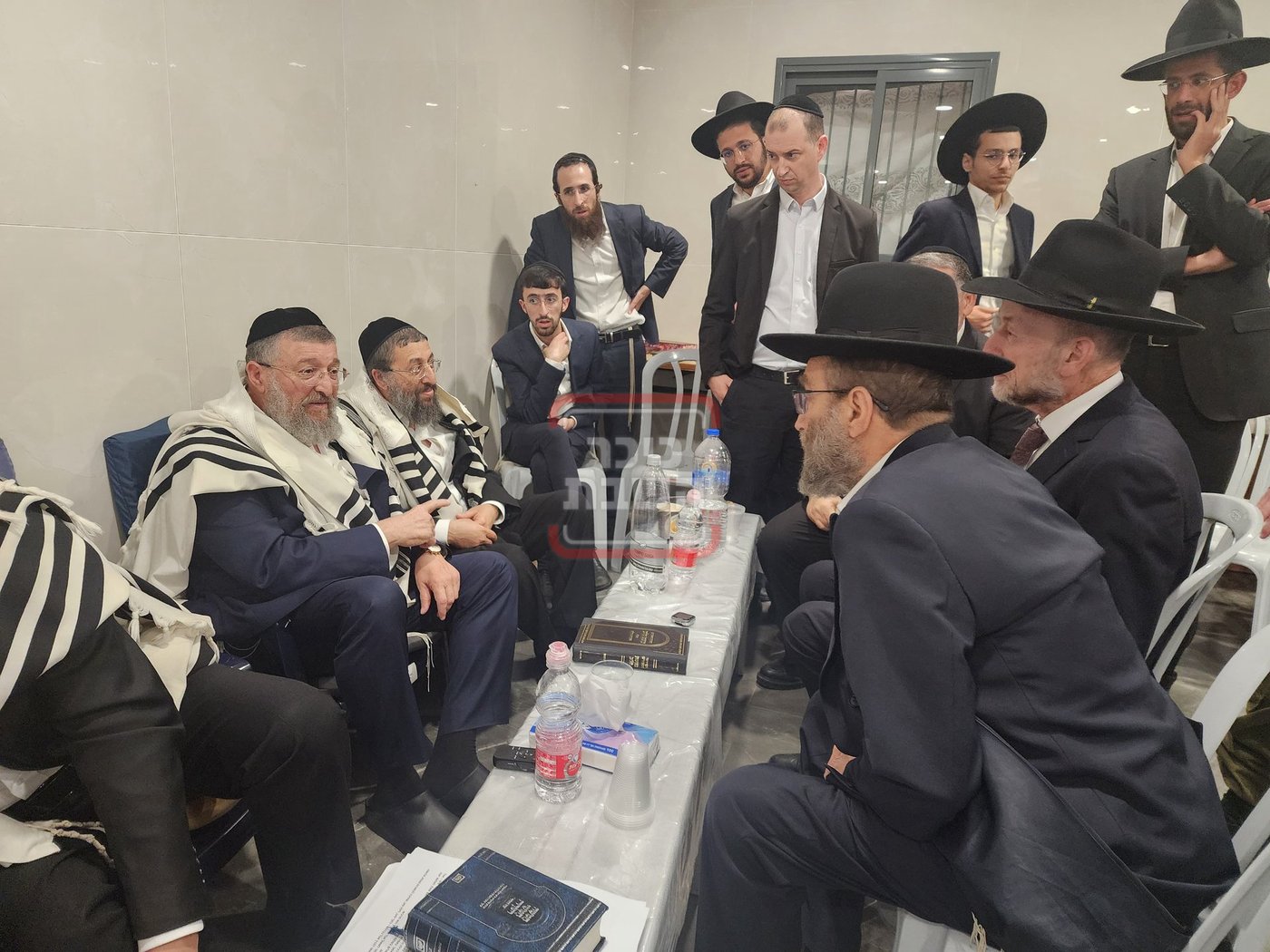 זופניק בכיכר | כל התמונות, הנייעס והחשיפות של פסח והמסתעף