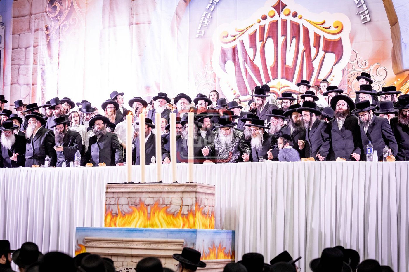 ל"ג בעומר בחצה"ק סאטמר