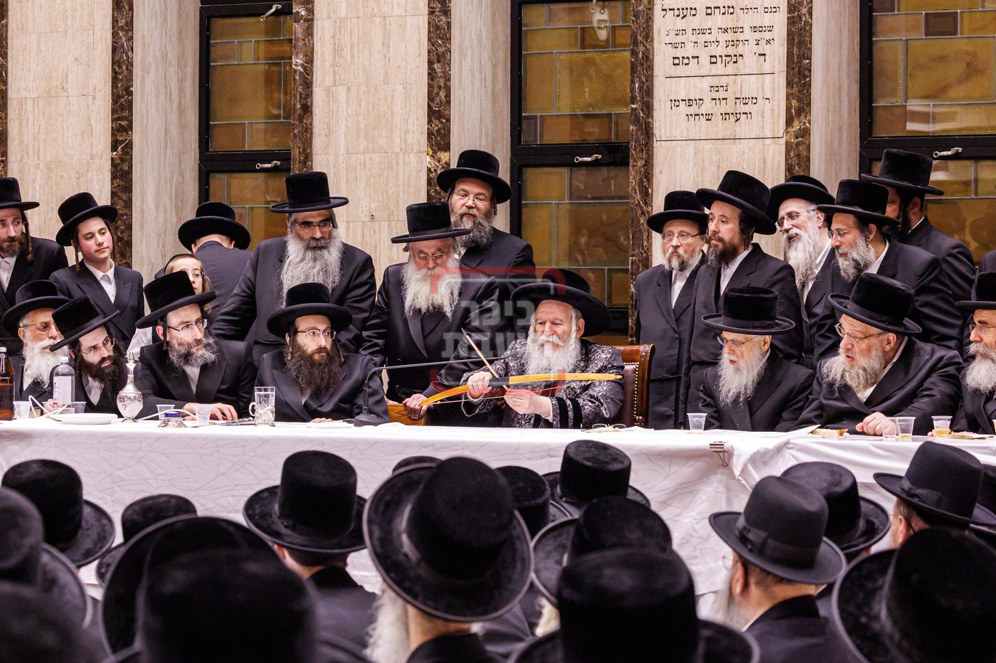 ל"ג בעומר בחצה"ק באבוב