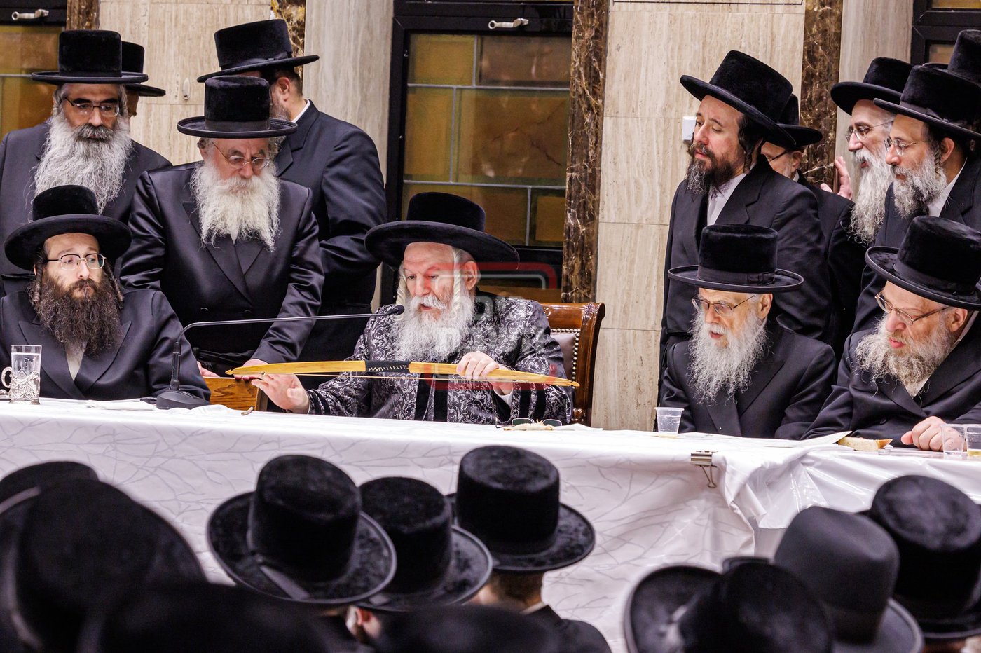 ל"ג בעומר בחצה"ק באבוב