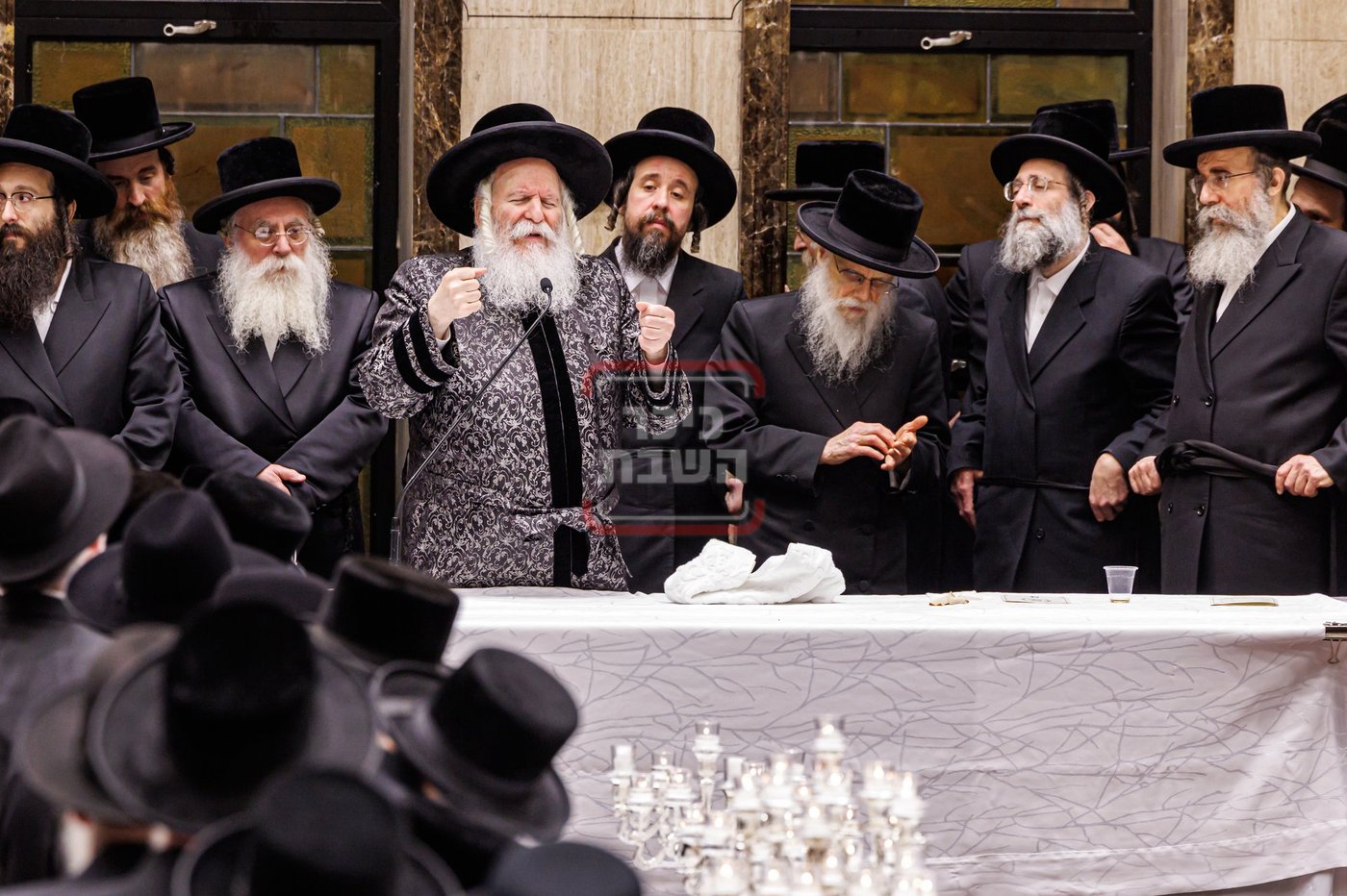 ל"ג בעומר בחצה"ק באבוב