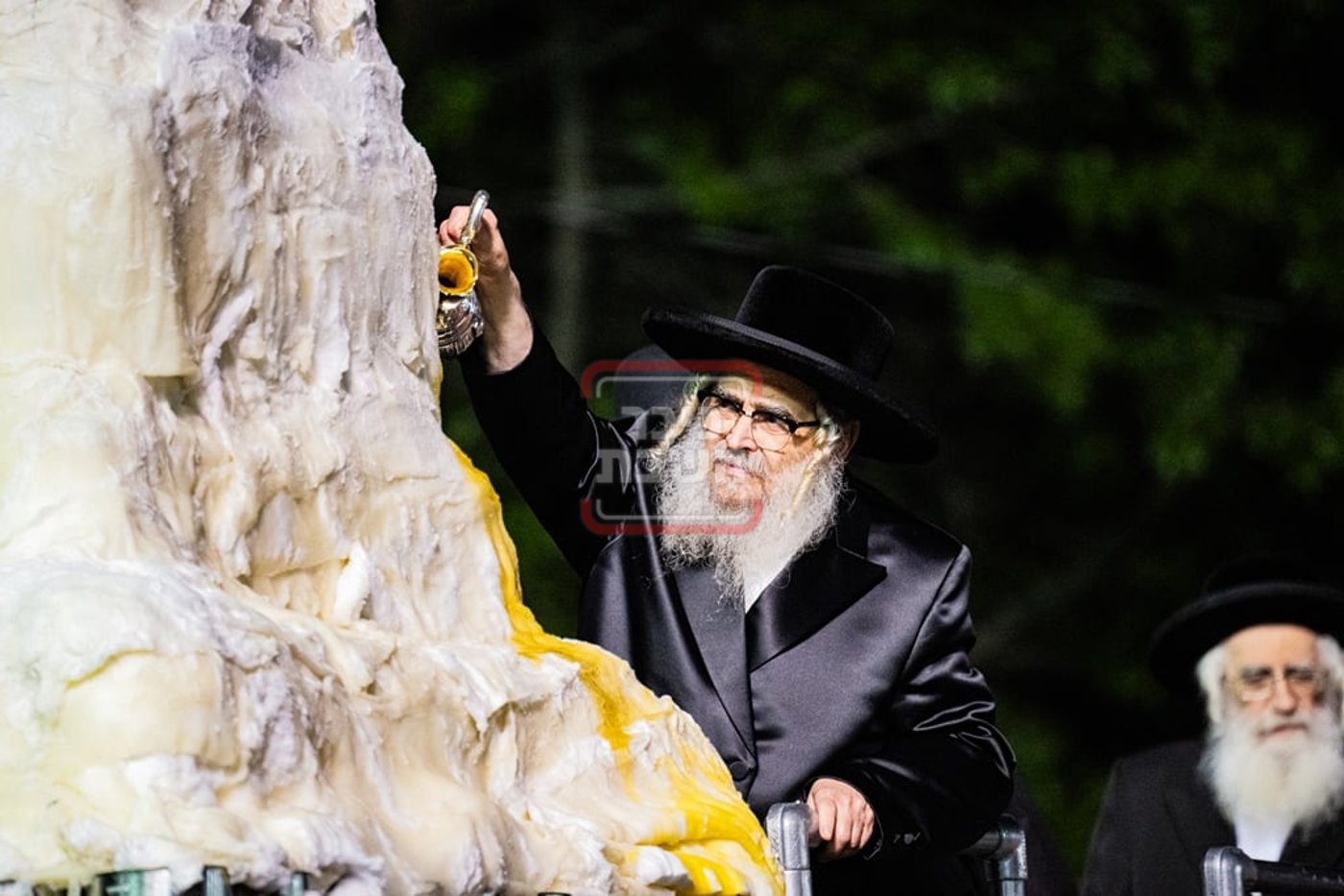 מעמד ההדלקה בחצה"ק סאטמר