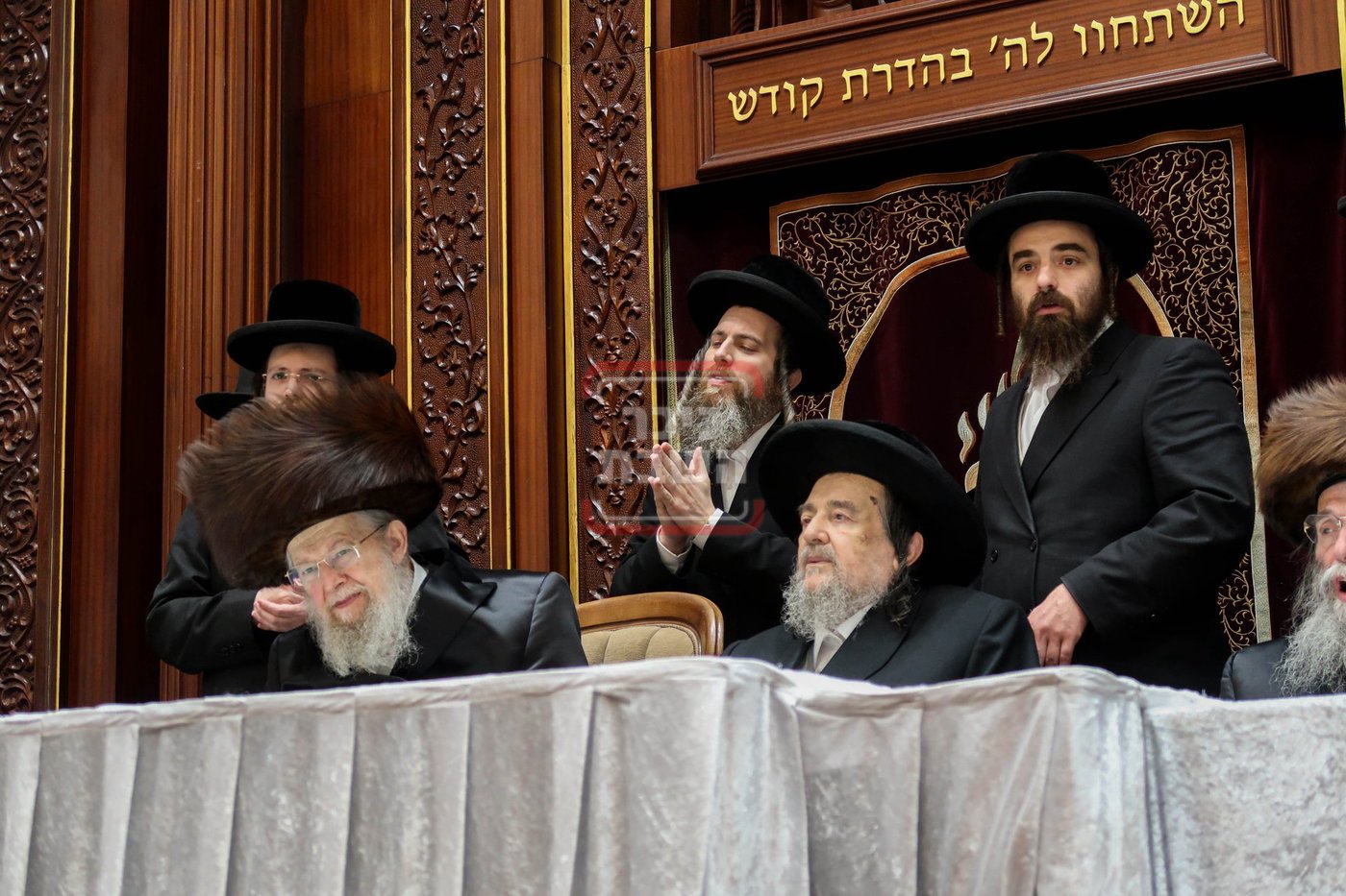 הגה"צ רבי יעקב מאיר שעכטר בברית לנין האדמו"ר מסלונים