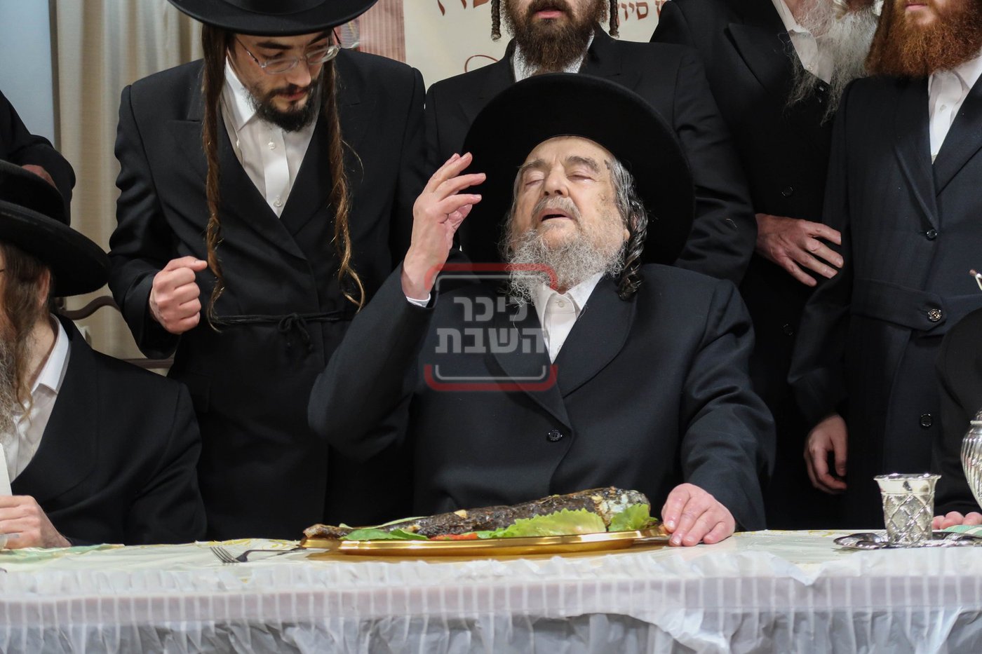 הגה"צ רבי יעקב מאיר שכטר בסיום ששה סדרי משנה