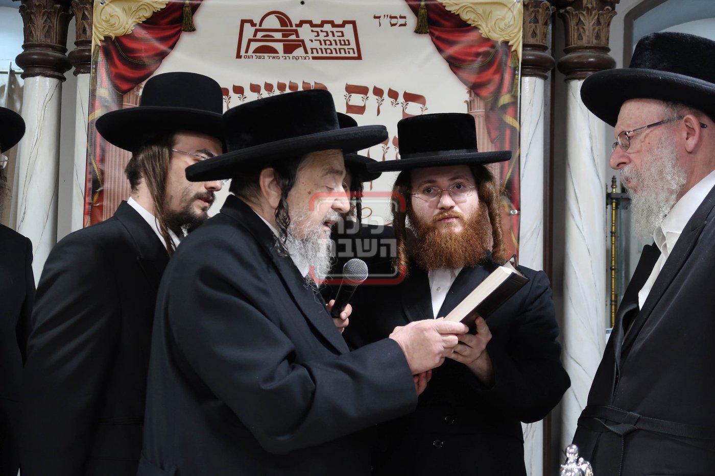 הגה"צ רבי יעקב מאיר שכטר בסיום ששה סדרי משנה