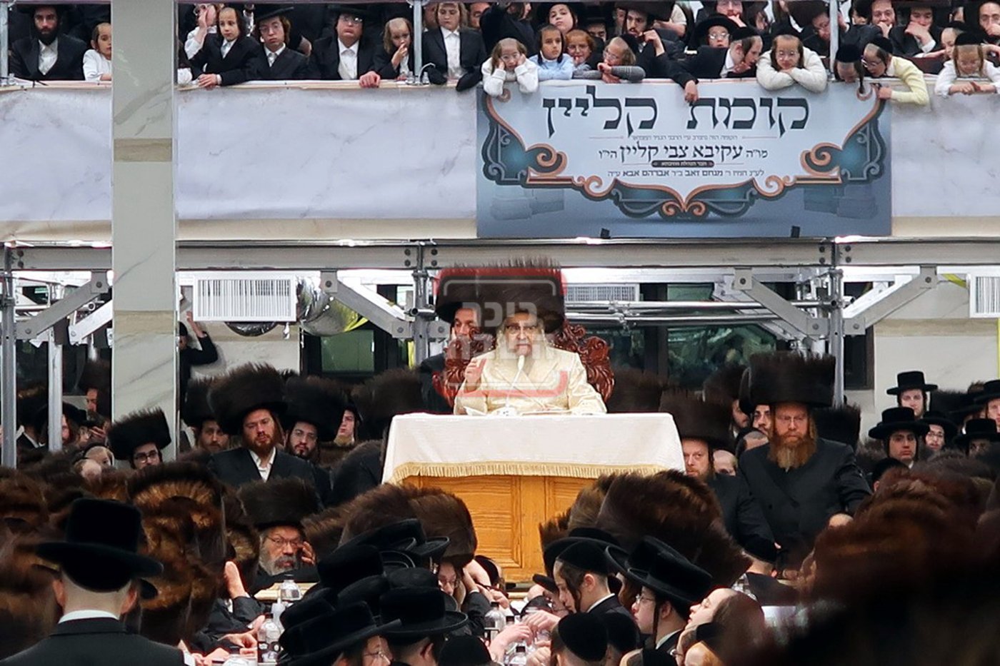 חג השבועות בחצה"ק סאטמר