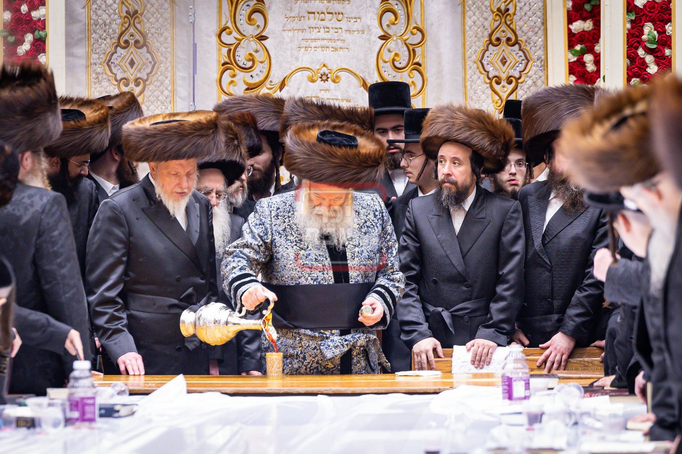 שבועות בחצה"ק באבוב