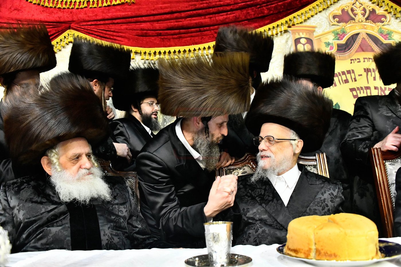 שמחת בית נדבורנה - קאסוב ויז'ניץ - ערלוי - האלמין