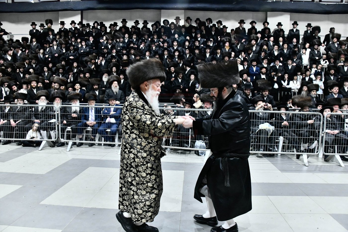 שמחת בית נדבורנה - קאסוב ויז'ניץ - ערלוי - האלמין