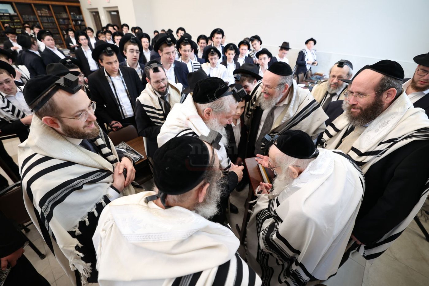 הגר"ע אויערבאך בביקור בארה"ב