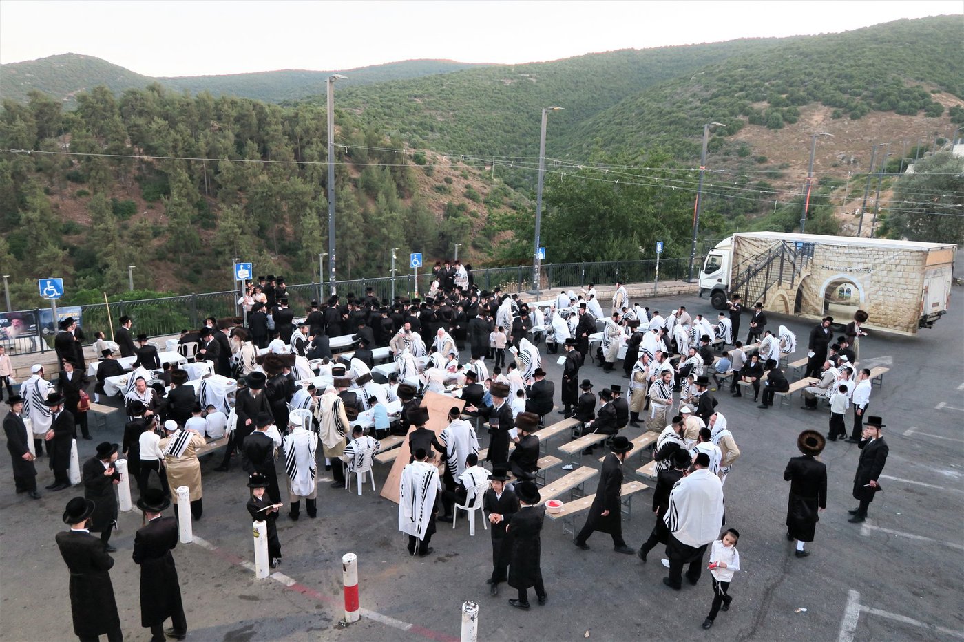 האדמו"ר מלעלוב שבת בהעלותך במירון