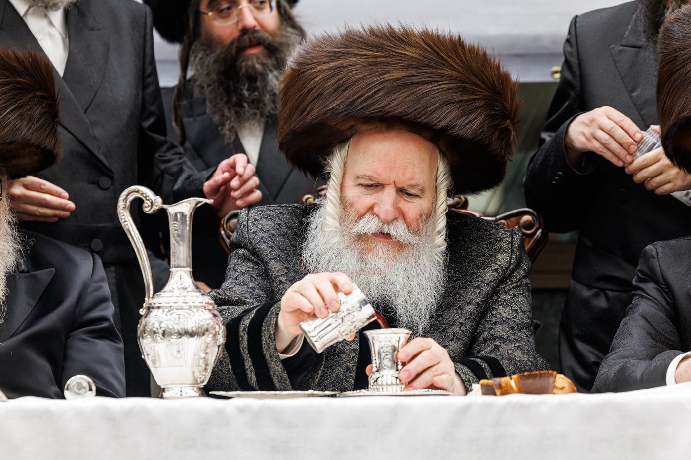 שמחת שבע ברכות לנכדת האדמו"ר מבאבוב
