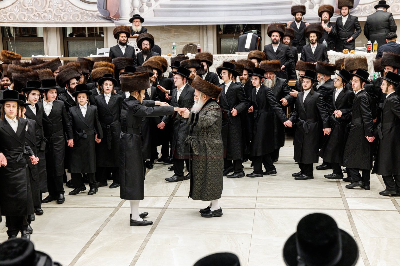 שמחת שבע ברכות לנכדת האדמו"ר מבאבוב