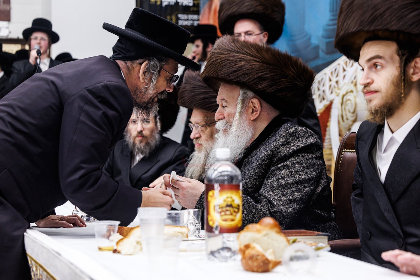 שמחת שבע ברכות לנכדת האדמו"ר מבאבוב