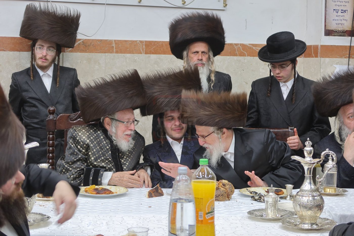 שבע ברכות בחצרות סטראפקוב -קרעטשניף י-ם -הארנסטייפאל -זלאטשוב