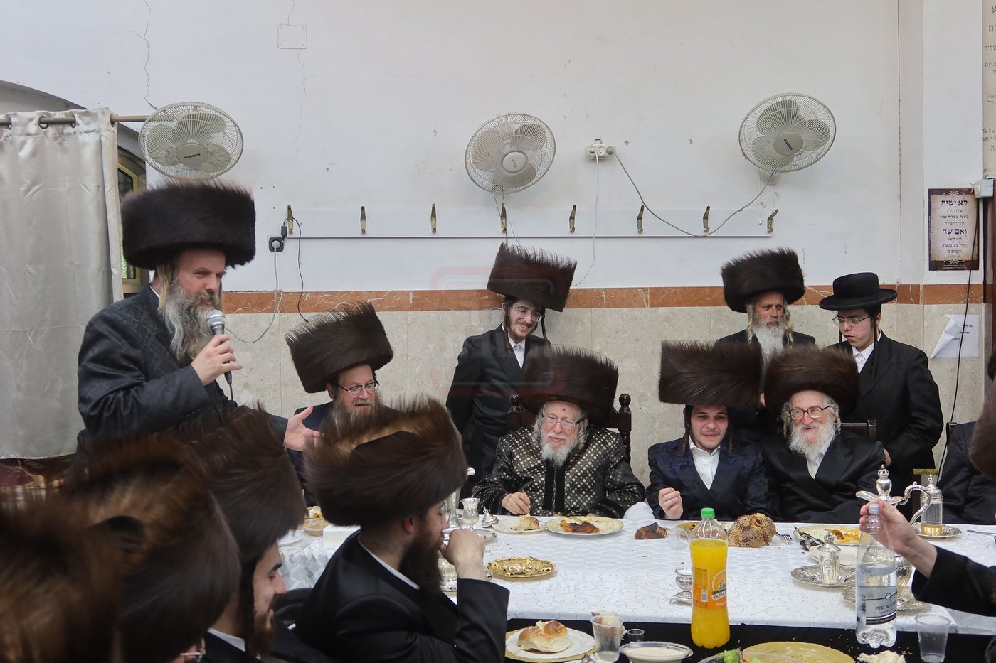 שבע ברכות בחצרות סטראפקוב -קרעטשניף י-ם -הארנסטייפאל -זלאטשוב